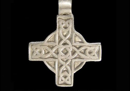 celtic cross pewter necklace pendant